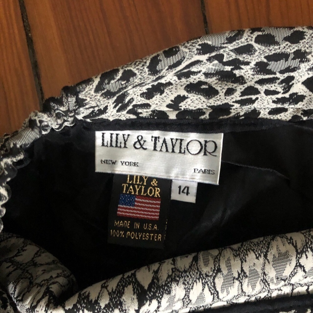 Lily & Taylor leopard print fitted Pencil Skirt - Picture 3 of 4